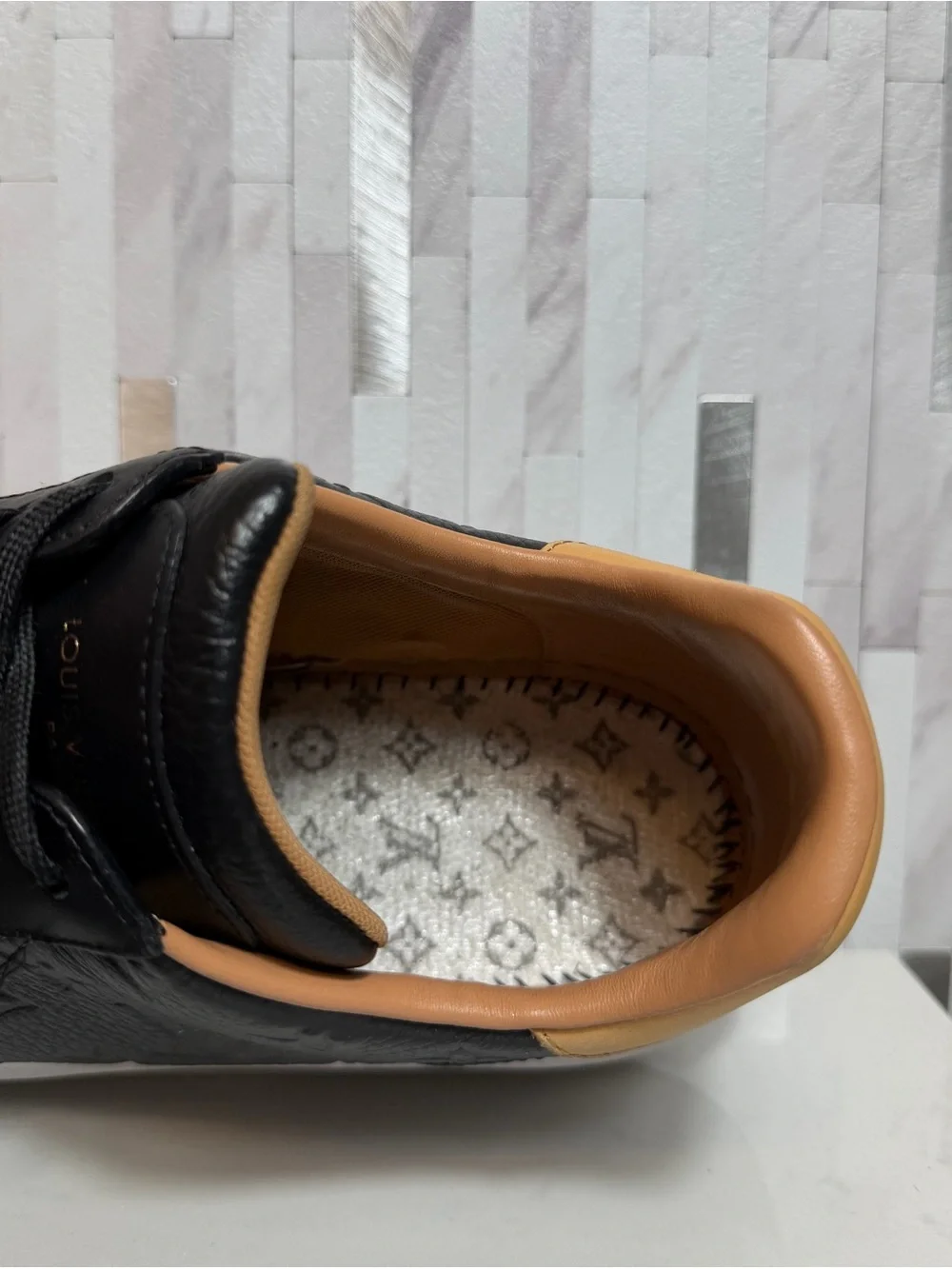 🎩Louis Vuitton Men’s Black Monogram Beverly Hills Sneakers Size 7.5UK/9US